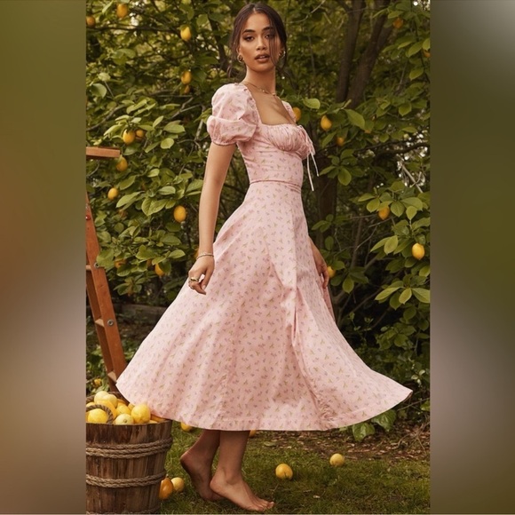 House of CB Dresses & Skirts - NWOT House of CB Pink Floral Tallulah Puff sleeves midi dress sz XS